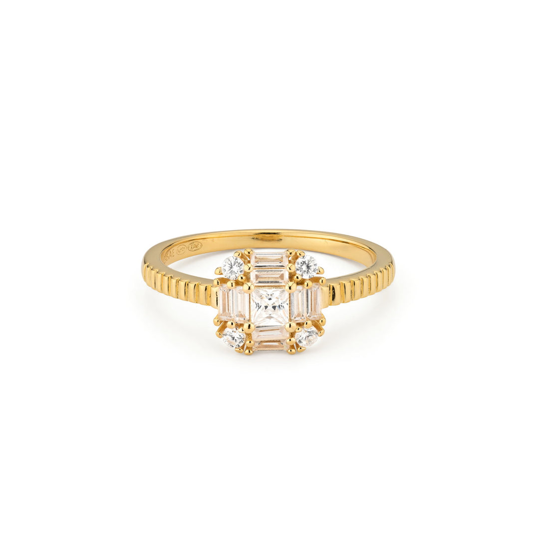 Ring met steentjes en structuur