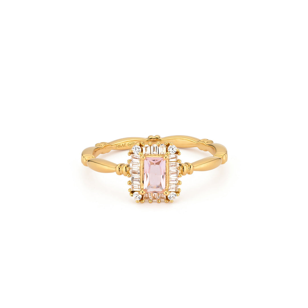Ring met structuur en gekleurde stenen
