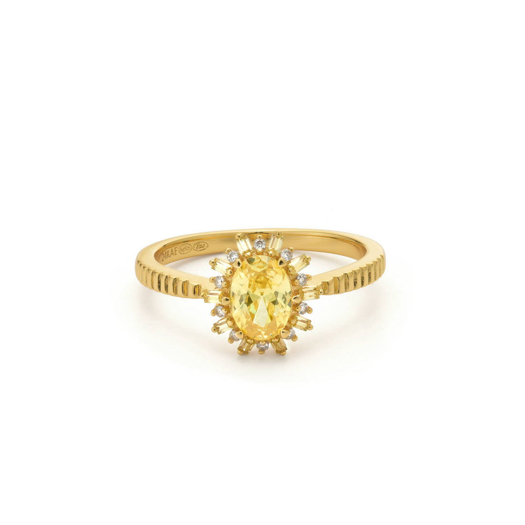 Ring met gekleurde stenen en gestructureerde band