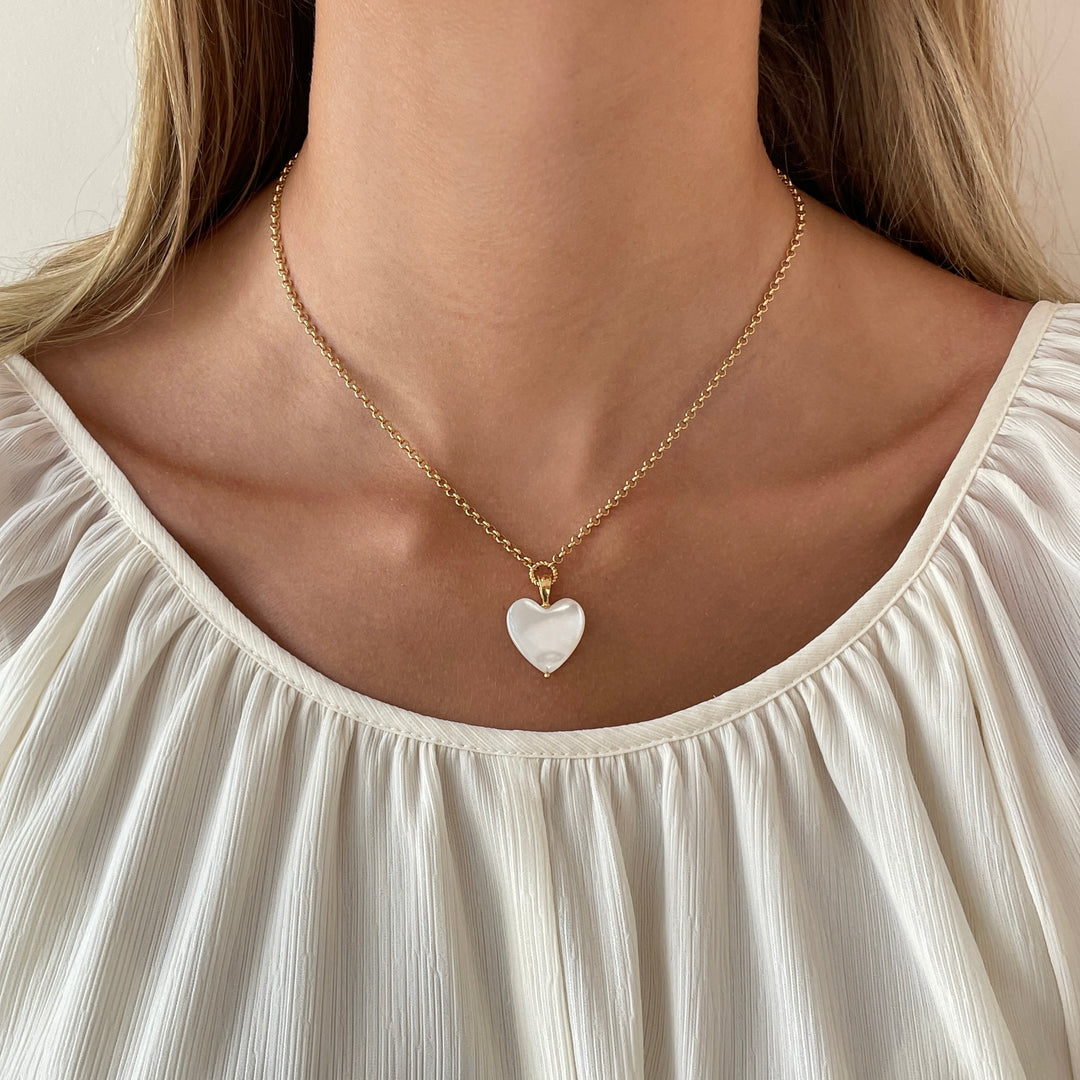 Necklace with heart shaped pearl - 32464Y