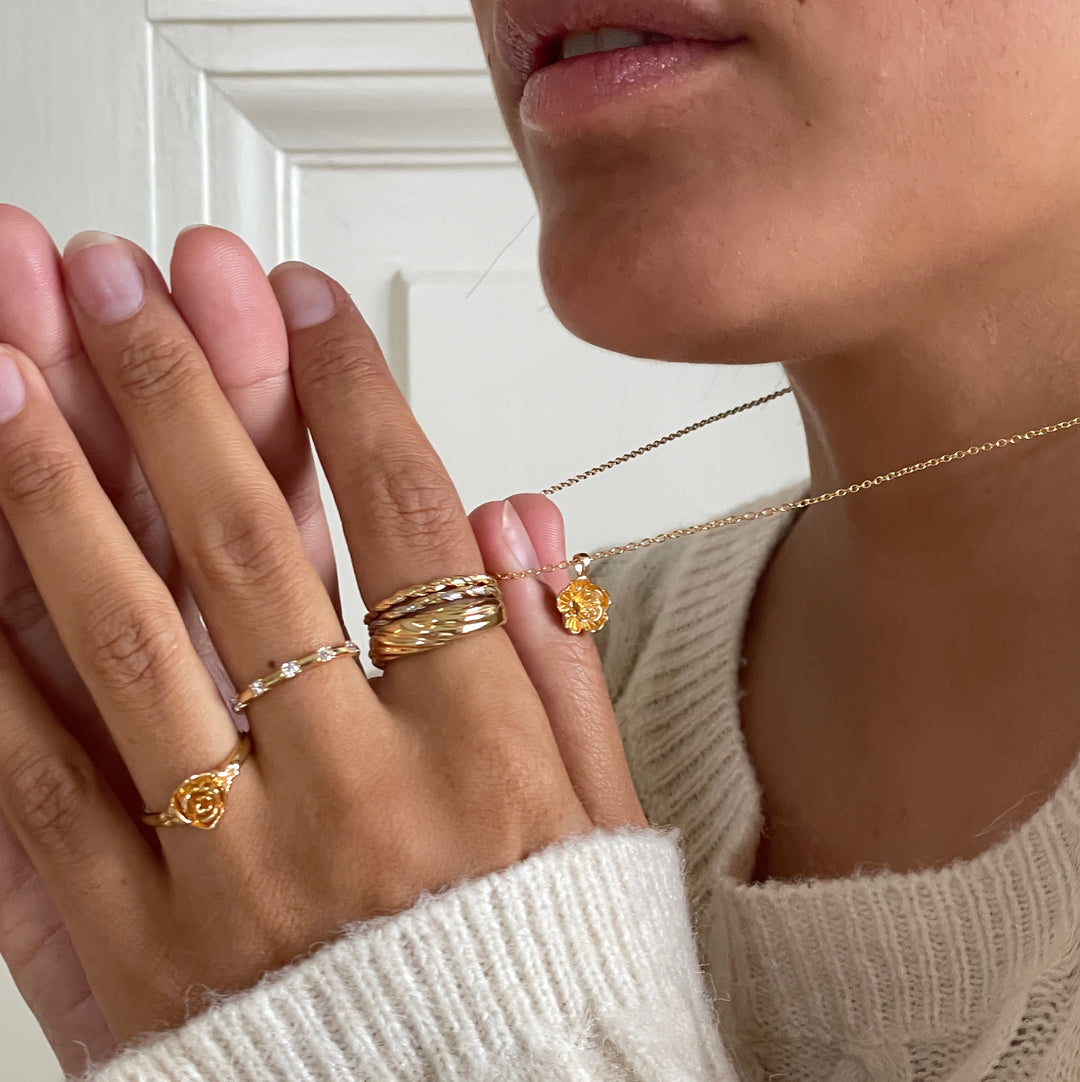 Ketting met kleine roos - 32482Y