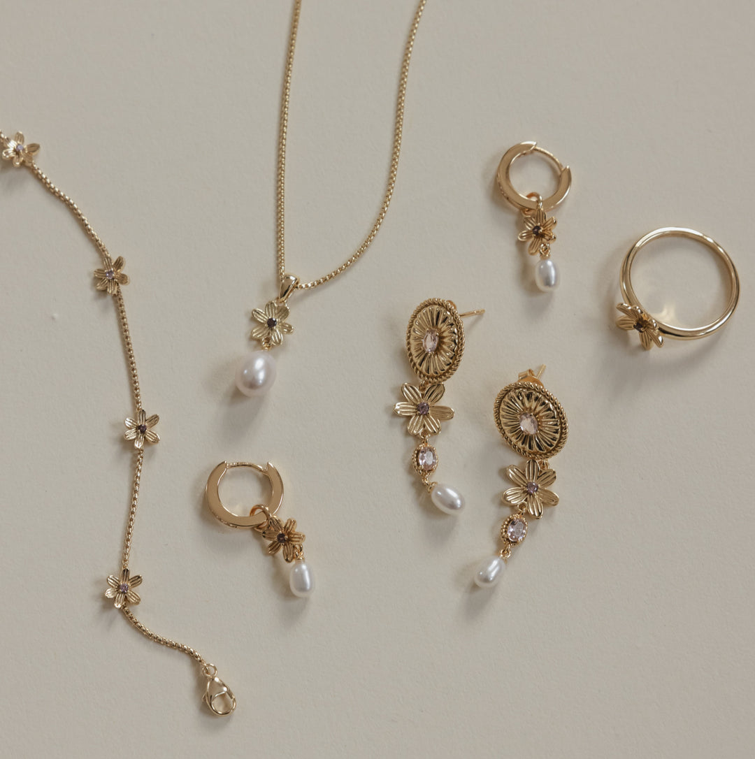 Ketting met bloem en zoetwaterparel - 32488Y
