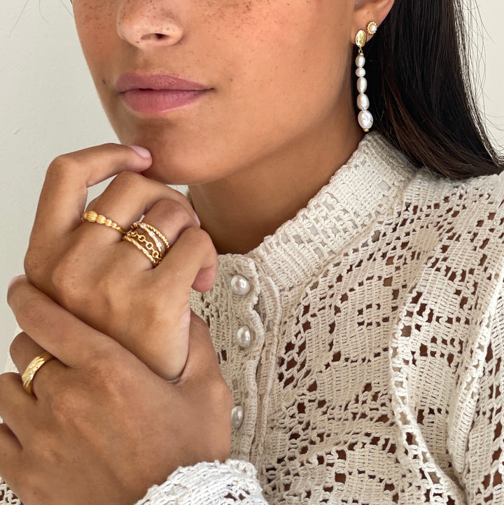 Earring with uneven sweetwater pearls - 424104Y