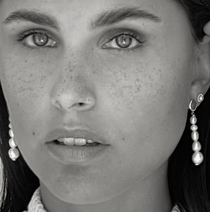 Earring with uneven sweetwater pearls - 424104Y