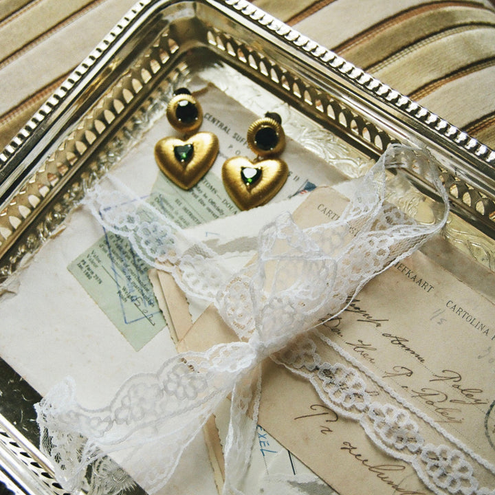 Bold peridot heartbeat earrings