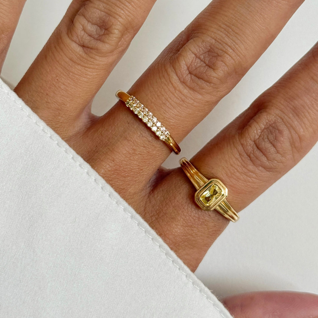 Ring met gekleurde stenen