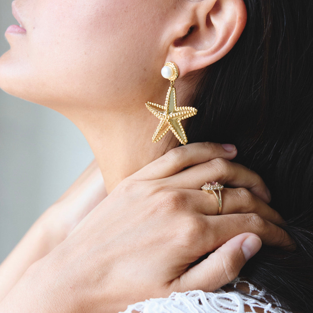 Bold earring starfish with sweetwater pearl - 434008B