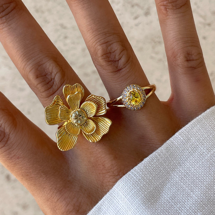 Bloemvormige statement ring met groene steen - 124154Y