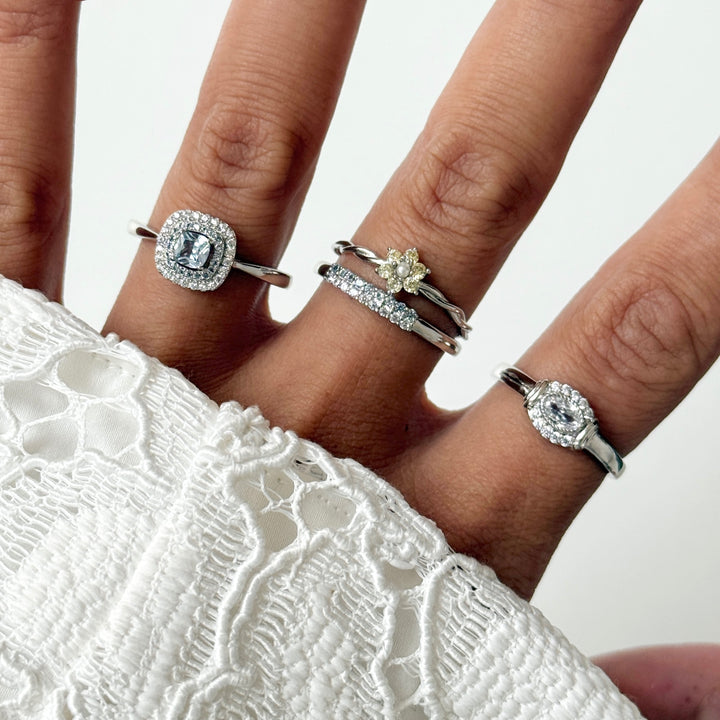 Ring with flower and pearl - 124170Y