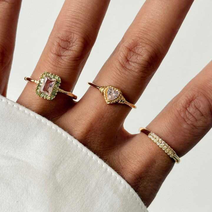 Ring with structure and colored stones - 124162Y