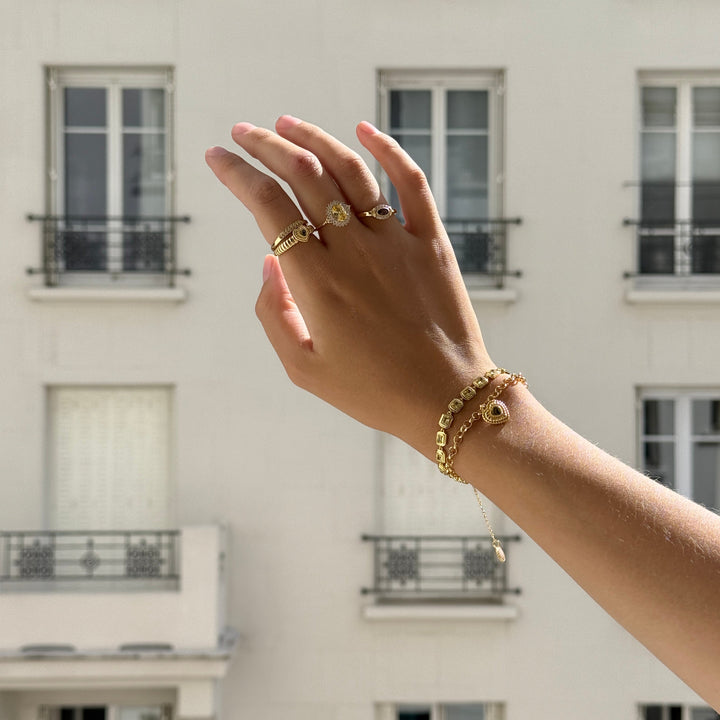 Ring with oval shaped stone and details - 124174Y