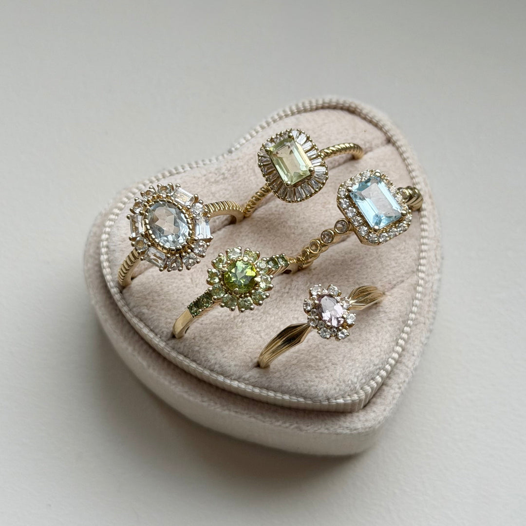 14K ring met blauwe topaas steen