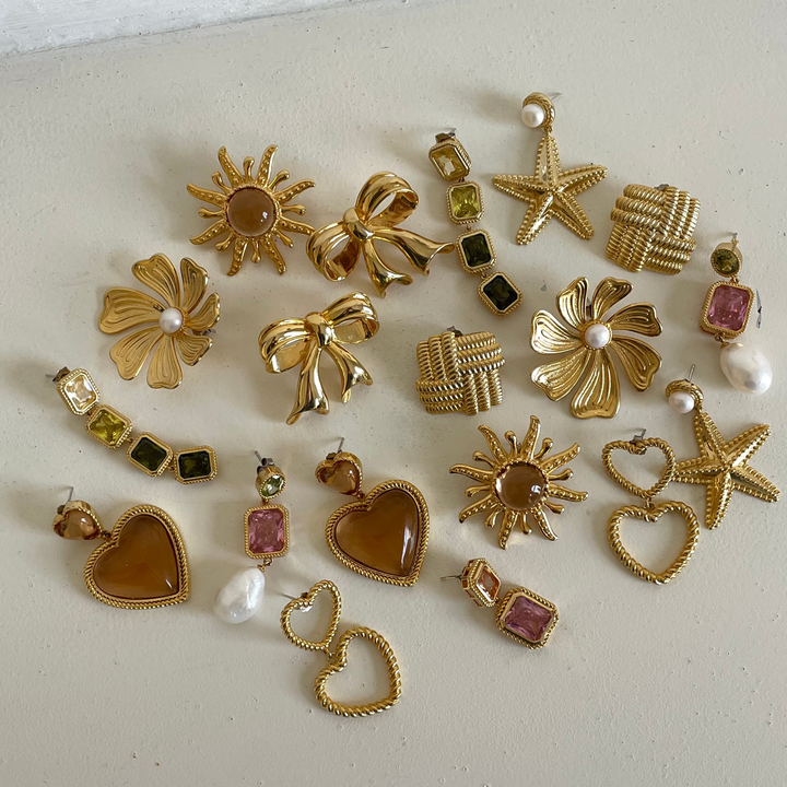 Bold flower shaped earring with colored stones - 434005B