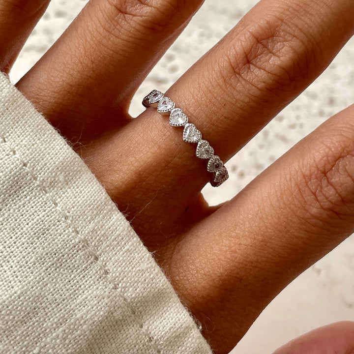 Ring met hartvormige stenen - 12492S