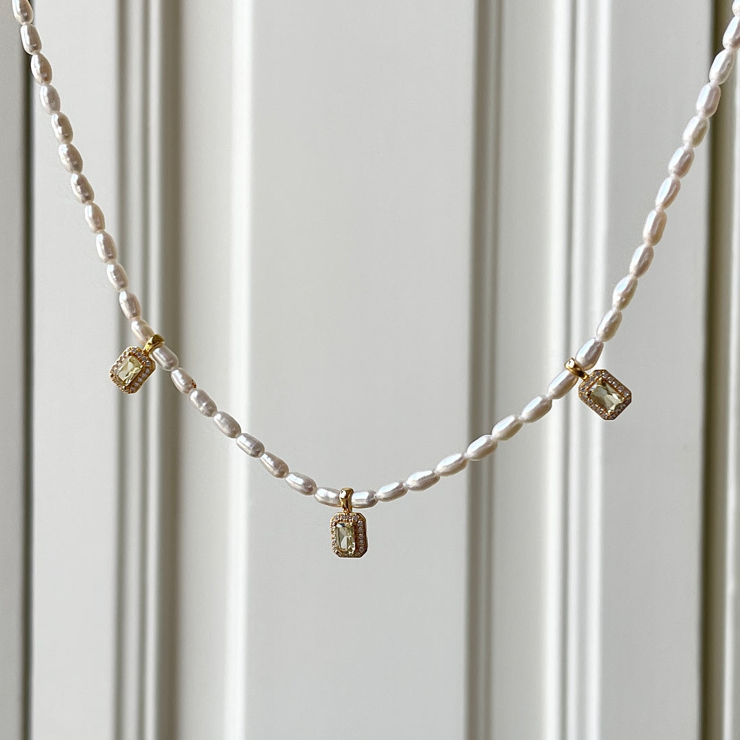 Sweetwater pearl collier with Magic Stone - 32456Y