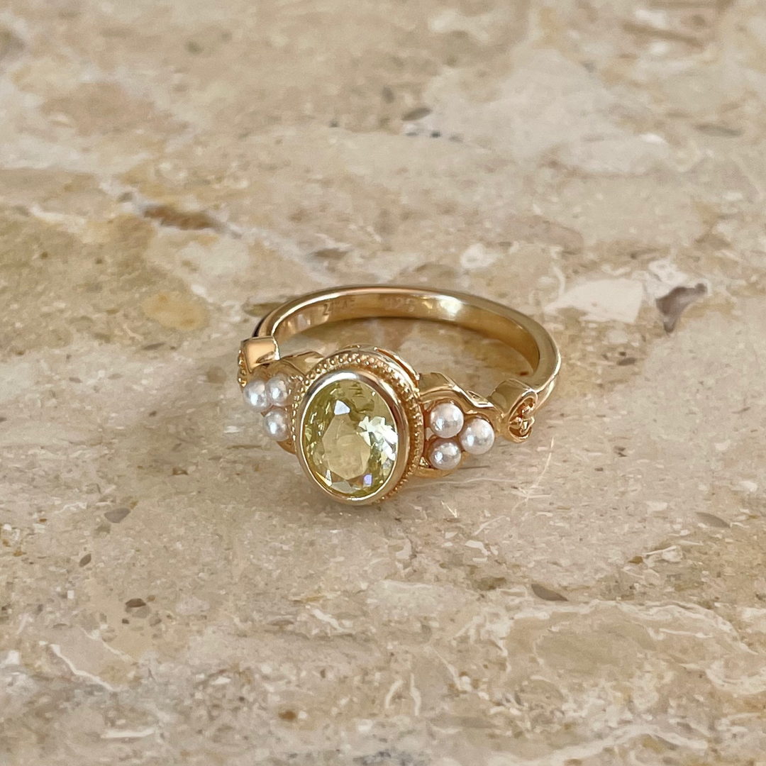 Ring with colored stone and pearls - 12453Y