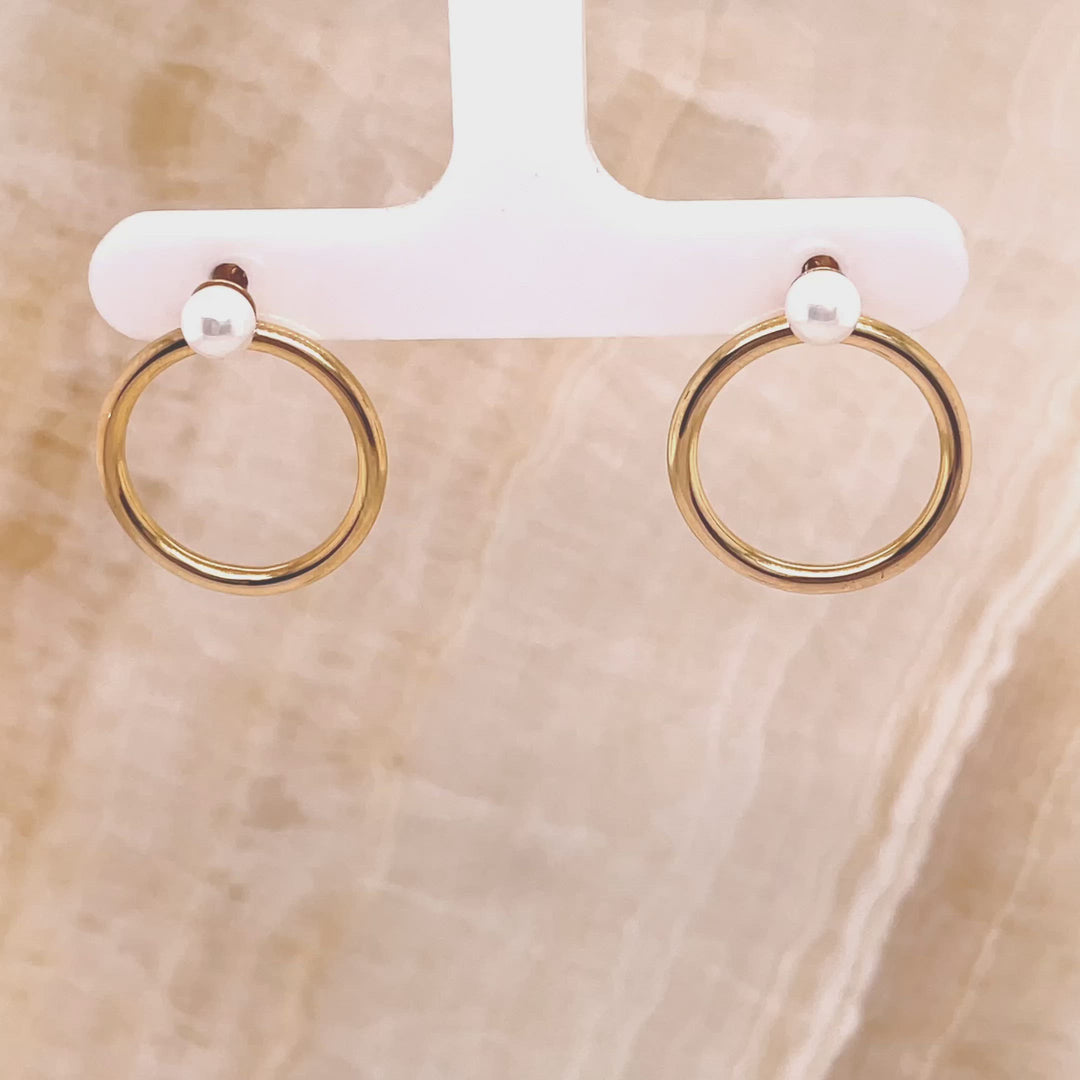 Statement earrings with pearl and hoop - 42418Y