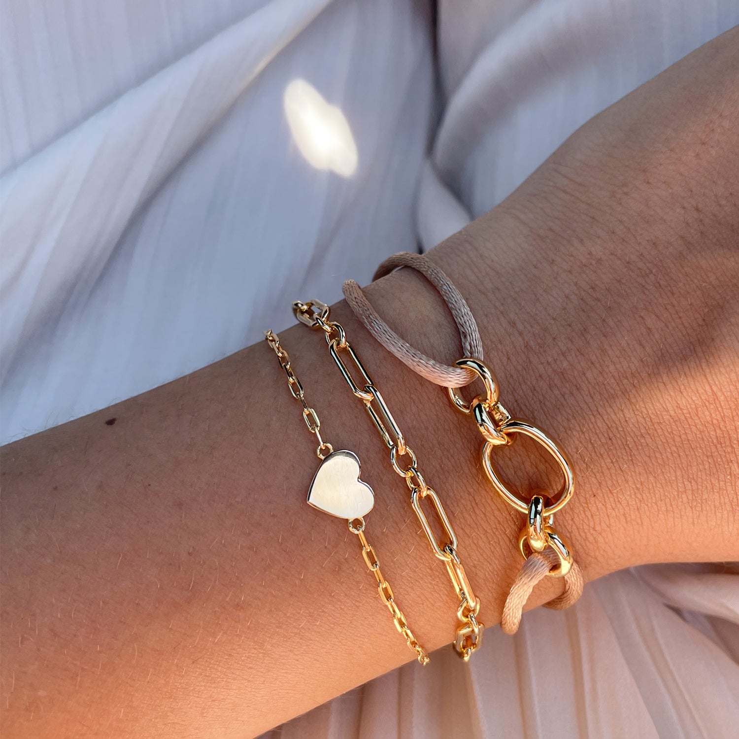 Faye on sale heart bracelet